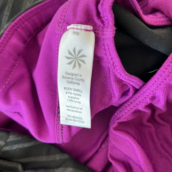 Athleta shorts - Picture 3 of 4